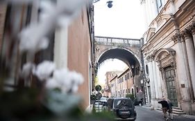 Sweet Arco Farnese